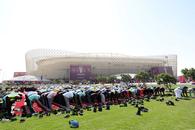 Imagini aparte de la Mondial » Fanii musulmani au pus fotbalul pe pauză. Ce făceau în timpul meciului