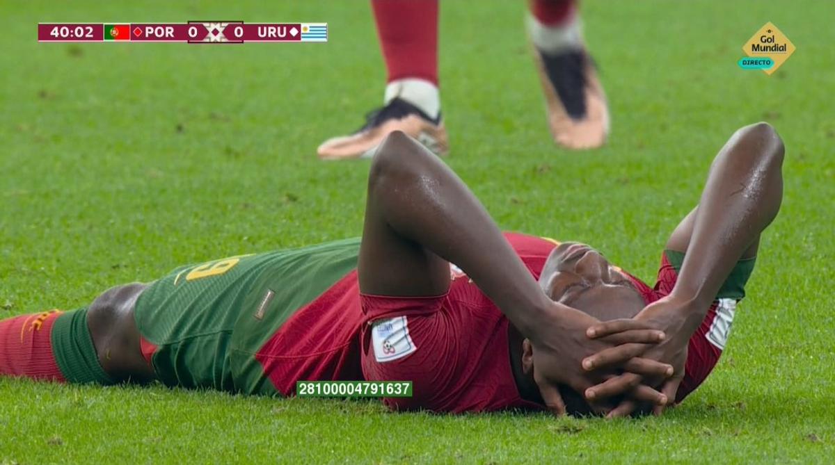 Scenă dramatică la Mondial: a ieșit în lacrimi de pe teren și a plecat la vestiare! „Cel mai probabil, e ultimul lui meci în Qatar”