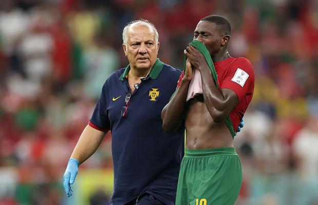 Scenă dramatică la Mondial: a ieșit în lacrimi de pe teren și a plecat la vestiare! „Cel mai probabil, e ultimul lui meci în Qatar”