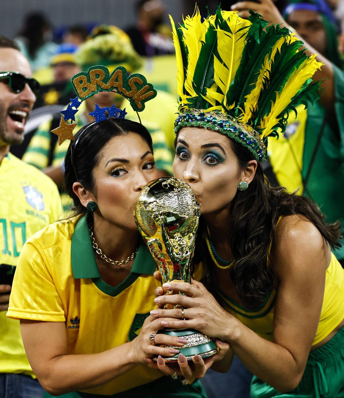Braziliencele au încins atmosfera la meciul cu Elveția de la Campionatul Mondial