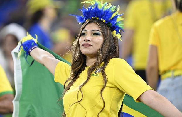 Braziliencele au încins atmosfera la meciul cu Elveția de la Campionatul Mondial