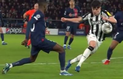 Scandal imens după PSG - Newcastle » Francezii riscau să rateze și Europa League, dar au primit un penalty controversat în 90+5: „Cum să dai așa ceva?”