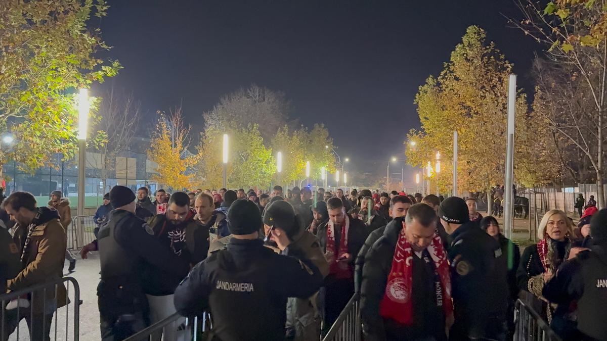FCSB - Olympiakos // Suporterii greci au ajuns la Arena Națională