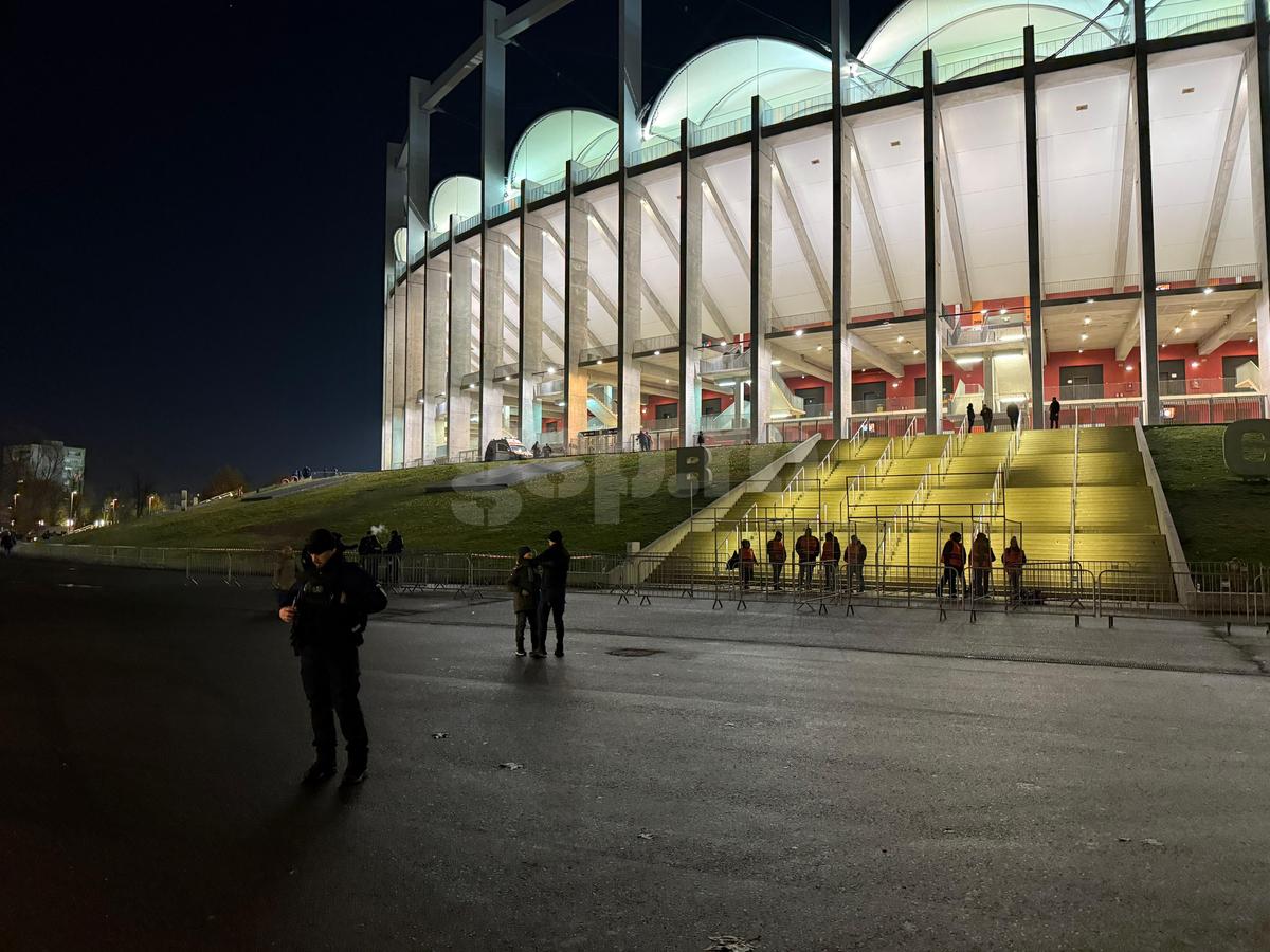 Incredibil: cum arată loja de la „Arena Națională” unde au stat invitații de marcă de la Manchester United » Pierderile de la cel mai mare stadion al țării au trecut deja de 20 de milioane de euro