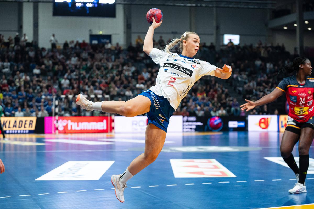 Spania - Insulele Feroe la Campionatul Mondial de handbal feminin / Foto: Imago Images