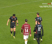 Stăpânit cu greu, după ce n-a fost lăsat să execute penalty-ul în Rapid - Csikszereda