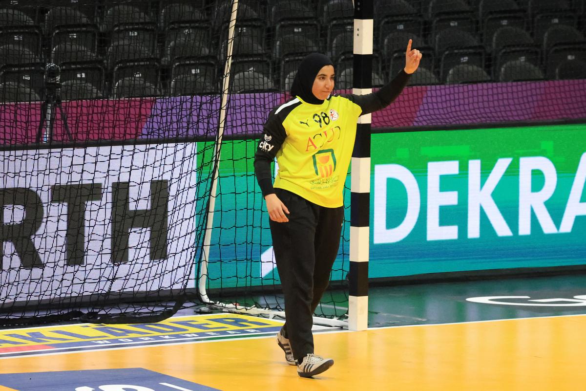 Naționala Egiptului nu s-a făcut de râs în primul meci jucat vreodată la Campionatul Mondial de handbal feminin! GSP a asistat la momentul istoric