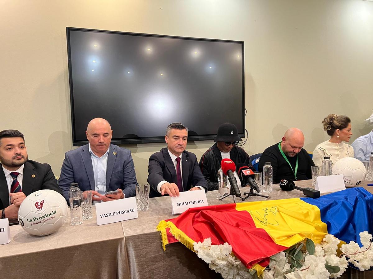 Ronaldinho a ajuns la Iași pentru meciul demonstrativ