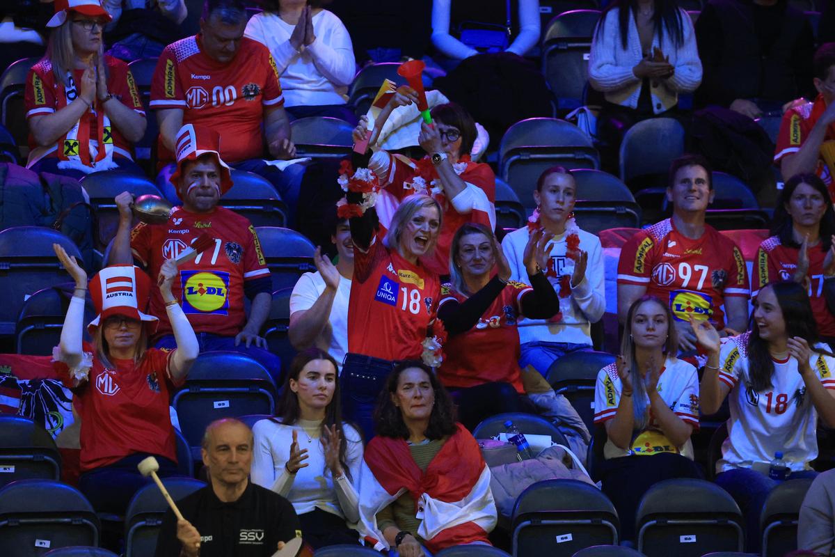 Naționala Egiptului nu s-a făcut de râs în primul meci jucat vreodată la Campionatul Mondial de handbal feminin! GSP a asistat la momentul istoric