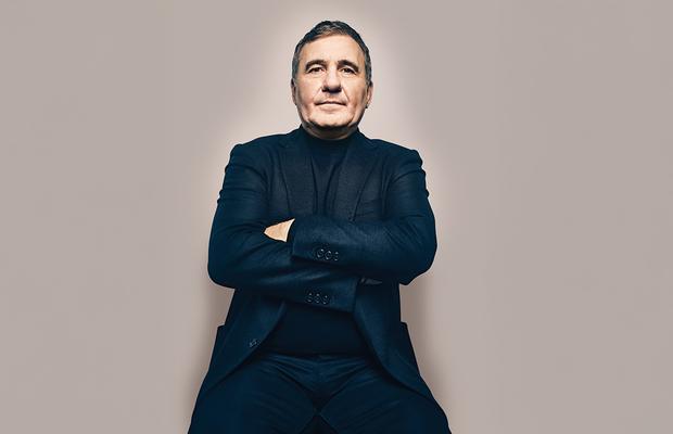 Cum a mers Hagi înainte când totul îl oprea: ,,Cel care se naște pentru asta nu se lasă niciodată"