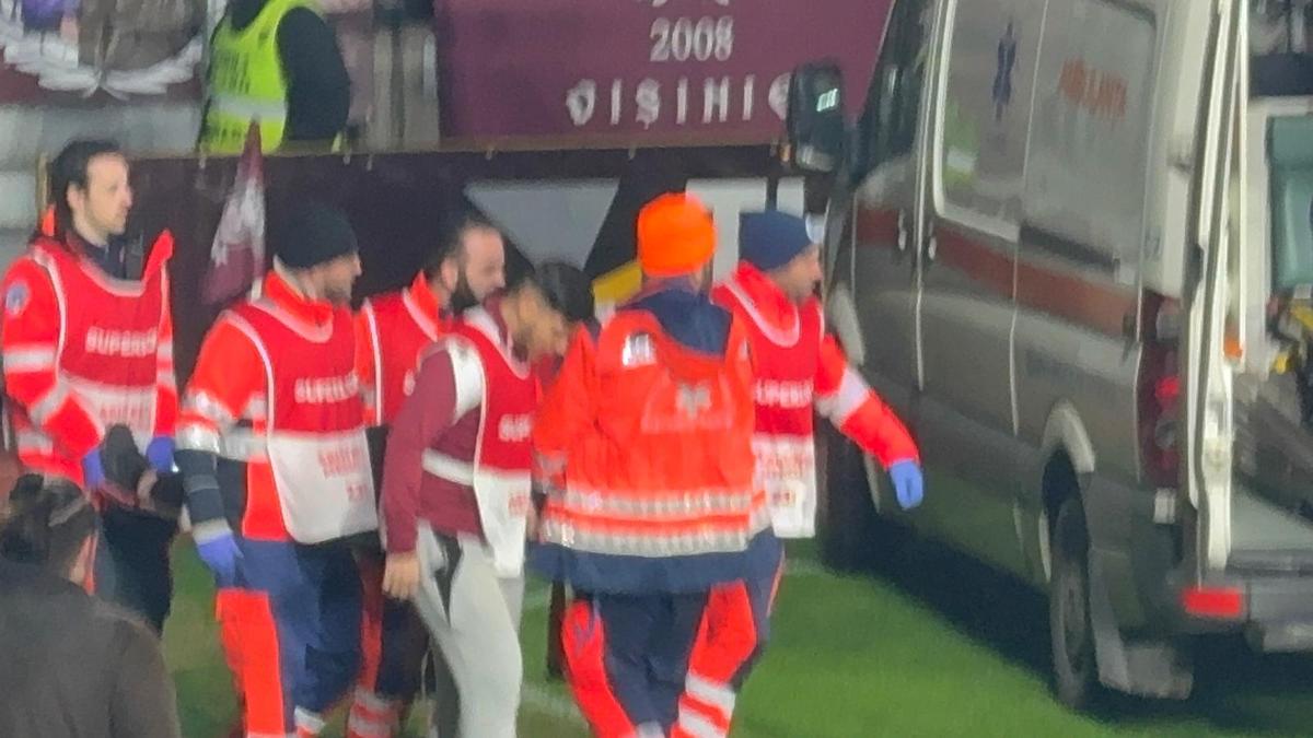 Unui spectator i s-a făcut rău în timpul meciului Rapid - Csikszereda