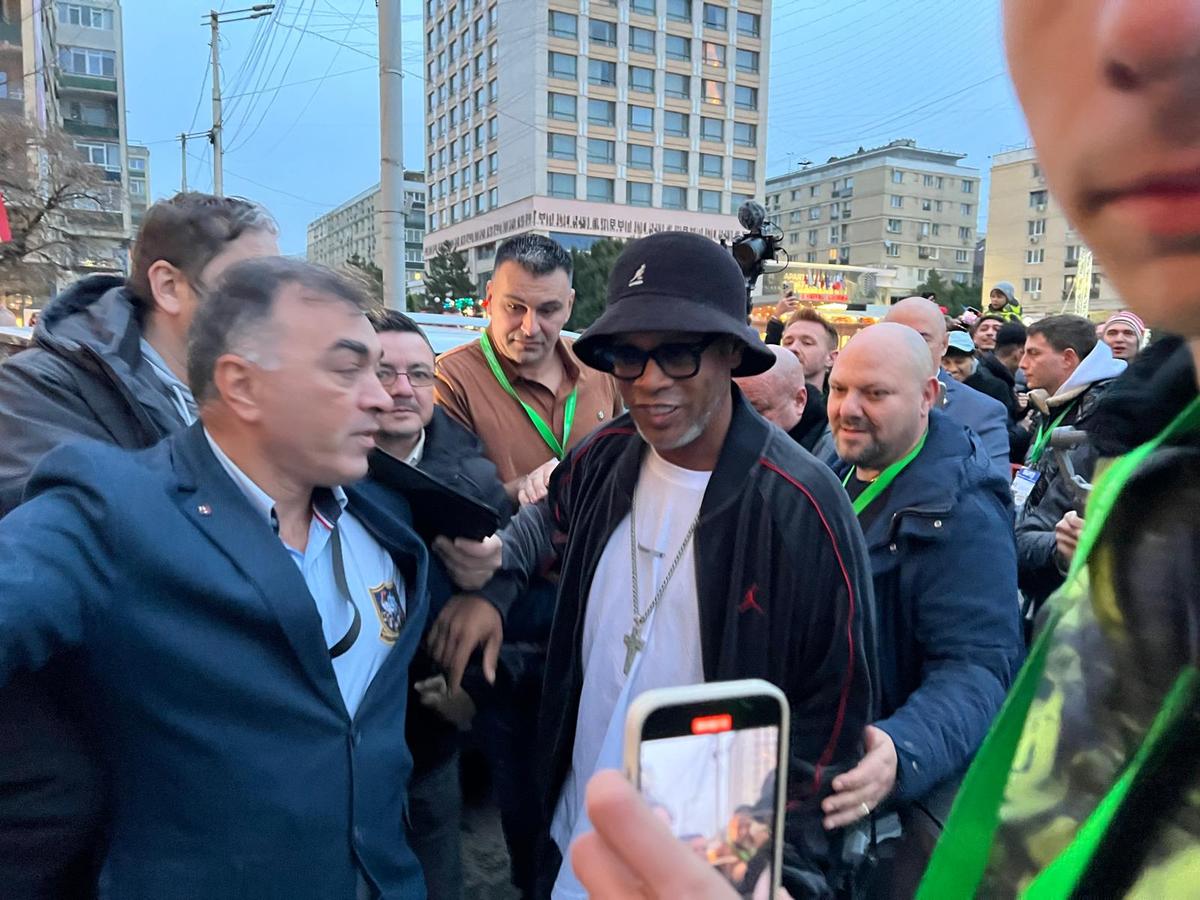 Ronaldinho a ajuns la Iași pentru meciul demonstrativ
