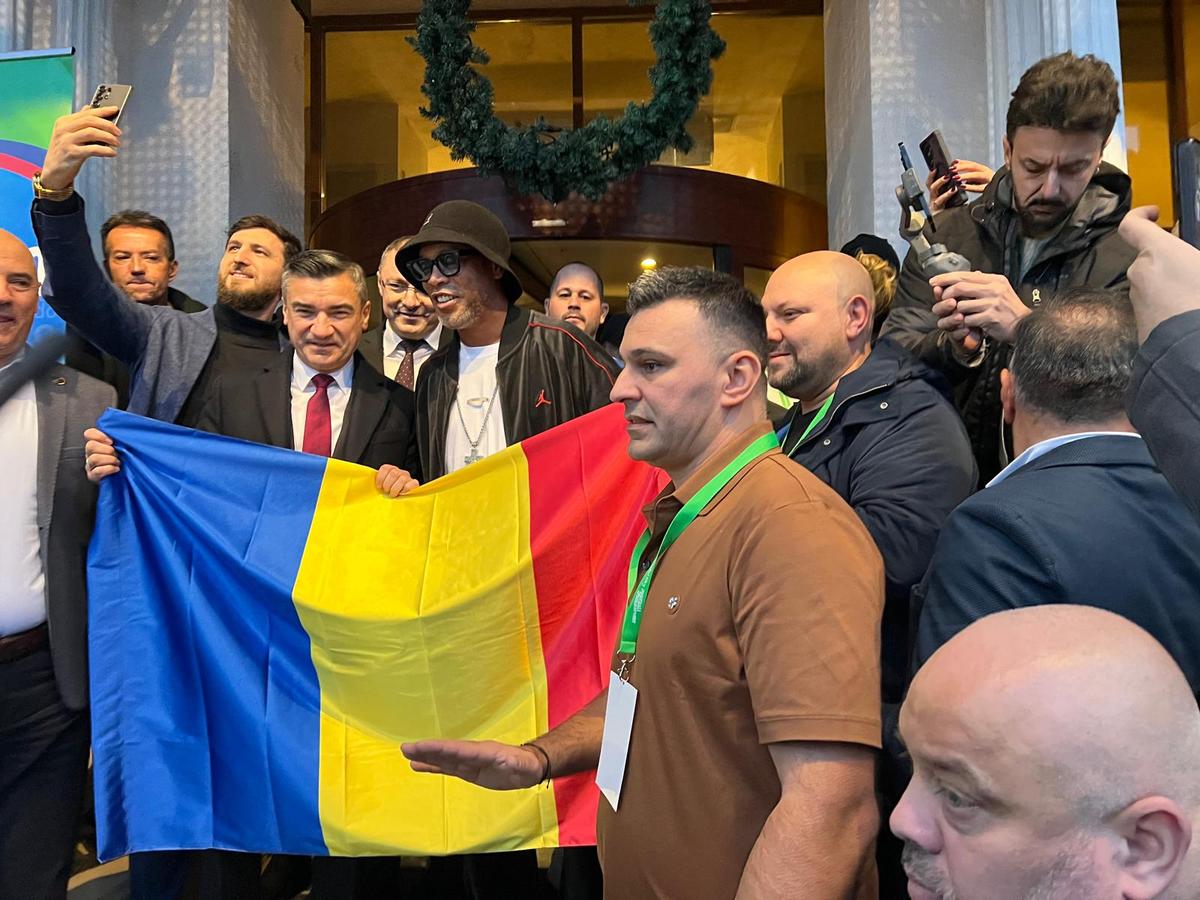 Ronaldinho a ajuns la Iași pentru meciul demonstrativ