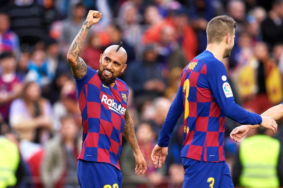 Scandal la Barcelona: Arturo Vidal și-a dat în judecată propriul club! » Stratagemă pentru a forța transferul?