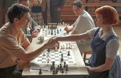 Serial despre șah în GSP, după succesul Netflix cu "The Queen’s Gambit" » Episodul 1: Discuție cu Kasparov despre cum se produce o școală de şah