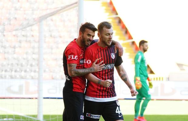 Alex Maxim are planuri mărețe la Gaziantep! Atacă titlul alături de Șumudică: „Mai în glumă, mai în serios, i-am spus și lui Mister”