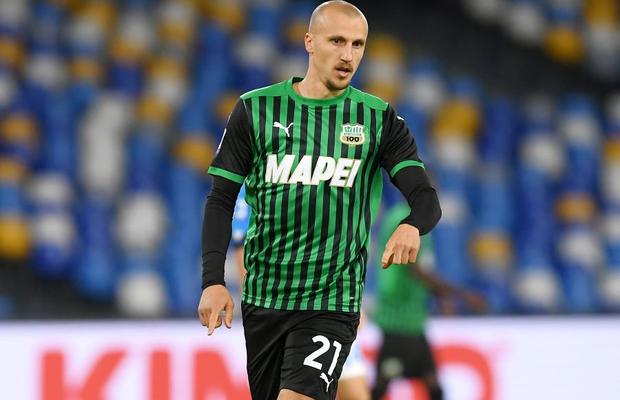 Antrenorul lui Sassuolo, declarații măgulitoare despre Vlad Chiricheș: „Nivelul lui e de Tottenham! Nu ajungea aici dacă n-avea accidentări”