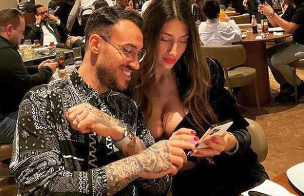 Fotbalist din Liga 1, răsfățat de Salt Bae » Și-a dus iubita la unul dintre cele mai faimoase restaurante ale planetei
