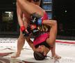 Luptătoarea din UFC şi-a înnebunit fanii cu o fotografie făcută în spital: „Operează-te, dar fă-o sexy!”