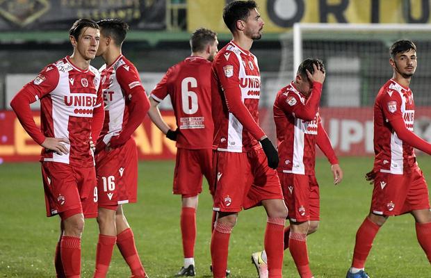 „Să le fie rușine să iasă din casă!” » O legendă a lui Dinamo, enervată la culme de atitudinea „câinilor”