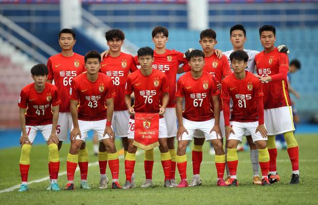 Numele uriaș din campionatul Chinei care a retrogradat în liga a doua