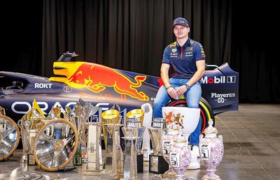 Situație atipică: Max Verstappen, campionul din Formula 1, nu a putut închiria un bolid Mercedes în vacanță