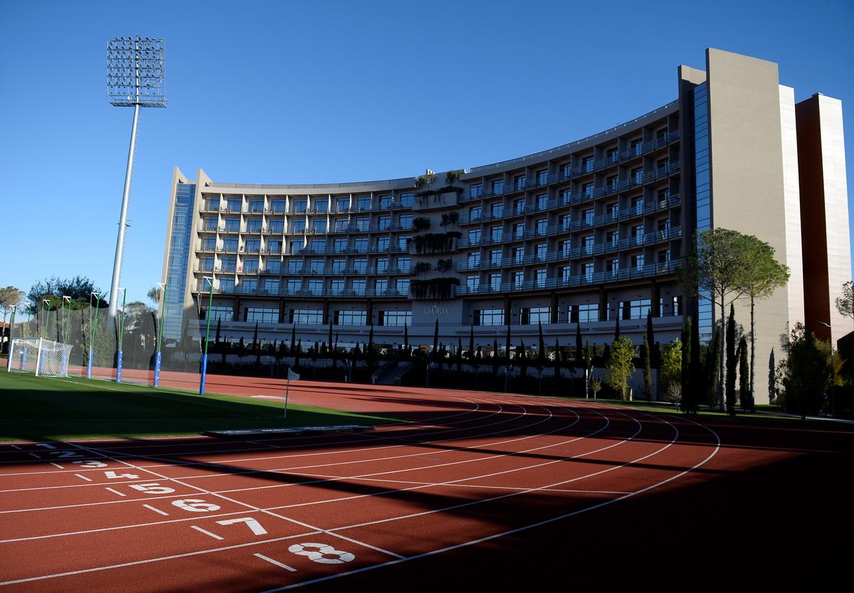 Gloria Sports Arena, doar antrenamente