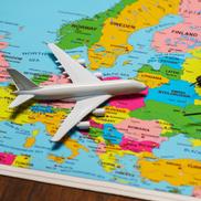 Expert Boarding Pass: „Spațiul Ucrainei e închis, companiile evită Armenia și intră în spațiul georgian. Majoritatea avioanelor care zboară între Europa și Orientul Mijlociu și Asia ocolesc spațiul aerian ucrainean și rusesc, zburând prin apropierea coastei Turciei la Marea Neagră. Pentru zborurile spre și dinspre Azerbaidjan companiile aeriene evită Armenia (conflictul cunoscut dintre cele două țări) și intră în spațiul aerian georgian” / Sursă foto: Imago Images