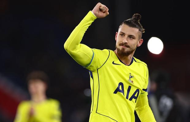 Radu Drăgușin, primele cuvinte după revenirea pe gazon la Tottenham: „Astăzi am văzut lumina”