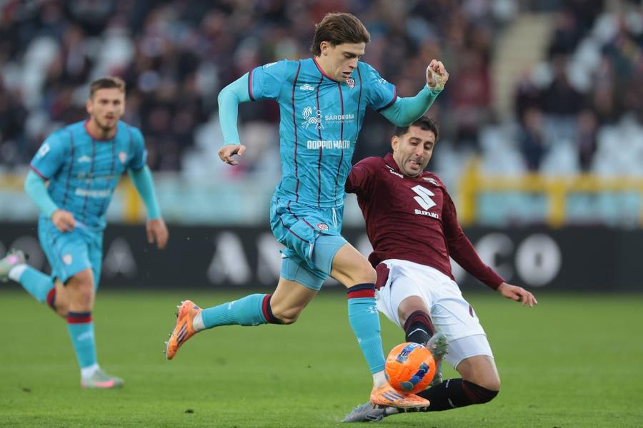 Rebelul lui Cristi Chivu are ofertă din Turcia » Cu banii pe el, Inter ar aduce înlocuitor pentru Denzel Dumfries