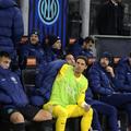 O bancă de rezerve a lui Inter, pe care se găsesc și Yann Sommer, Francesco Acerbi și Henrikh Mkhitaryan, toți trecuți de 36 de ani / Foto: Imago