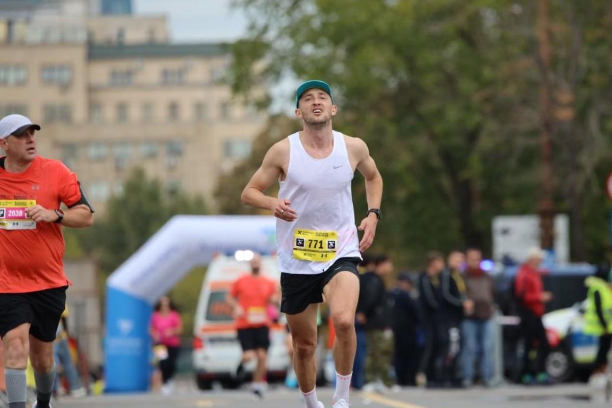 Cornel Râpă, triplu campion cu FCSB, va participa la maratonul de la Berlin