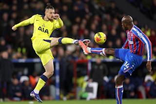S-a întors Radu Drăgușin! Cum s-a descurcat în Crystal Palace - Tottenham, prima apariție oficială după 332 de zile