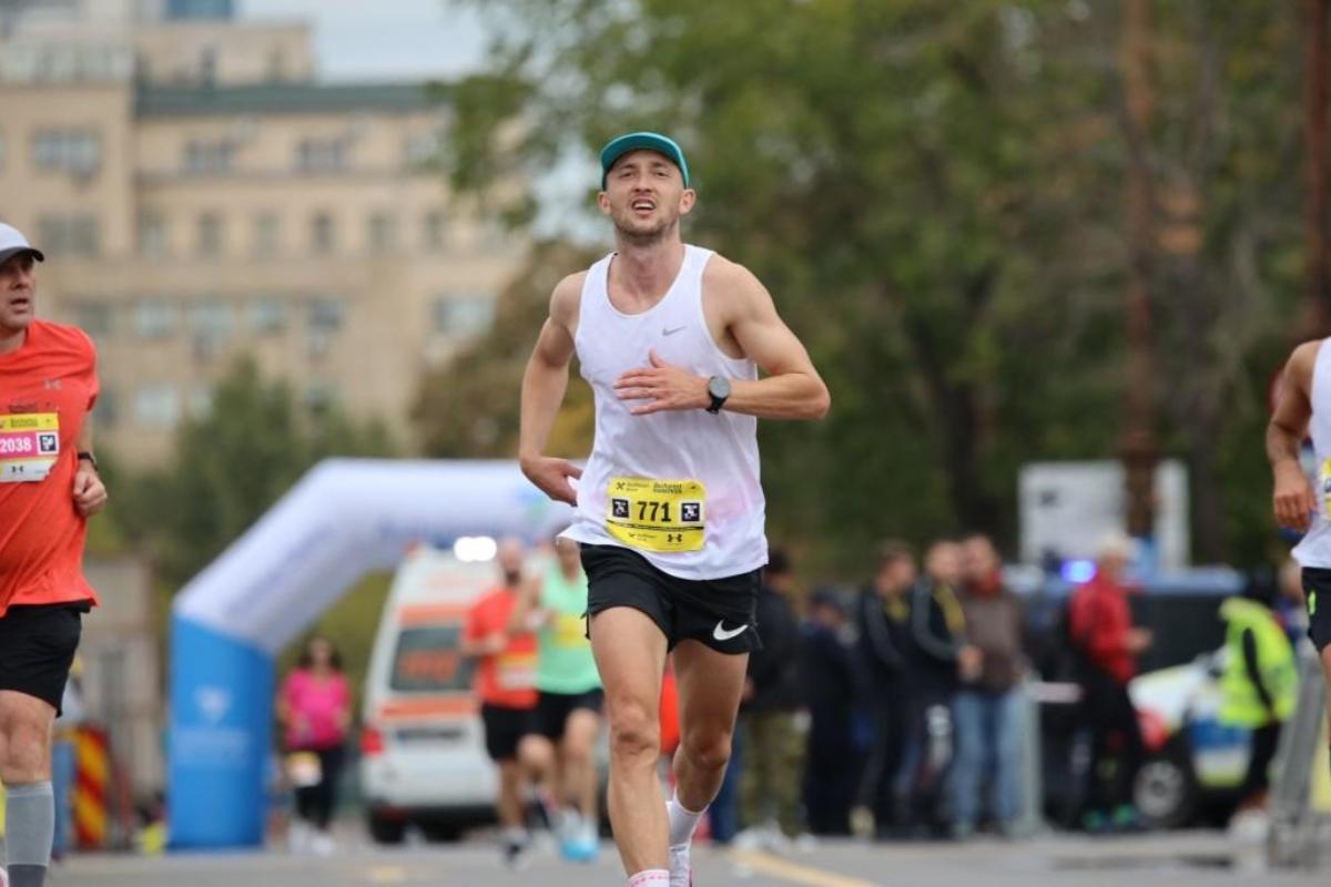 Triplul campion cu FCSB schimbă fotbalul cu atletismul în 2026: „Mă așteaptă maratonul de la Berlin”