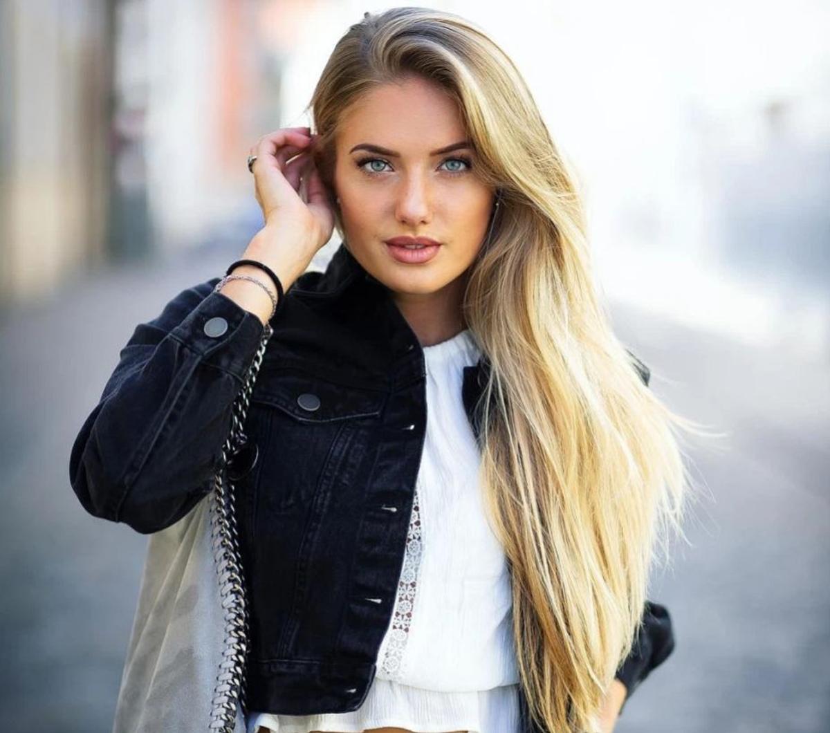 FOTO Alica Schmidt cucerește Australia! „Cea mai sexy atletă din lume” e din Germania și are fani la Antipozi