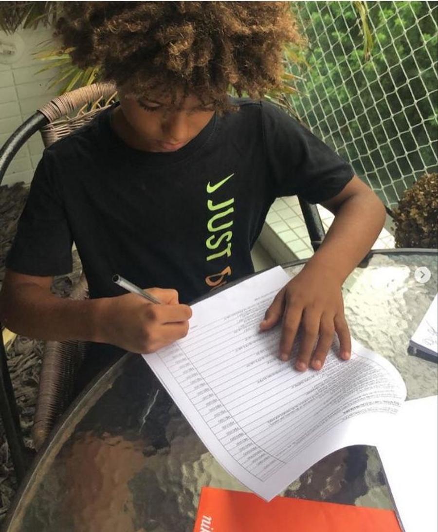 FOTO: Instagram VIDEO + FOTO Leo Messi și Neymar au fost depășiți! Cine e cel mai tânăr fotbalist care a semnat un contract cu Nike
