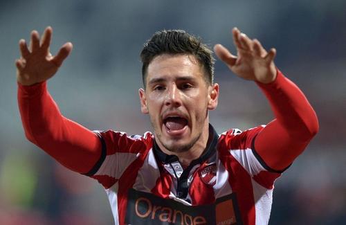 Paul Anton (29 de ani), mijlocașul lui Dinamo, este dorit de Erzurumspor, penultima clasată în Superliga turcă.