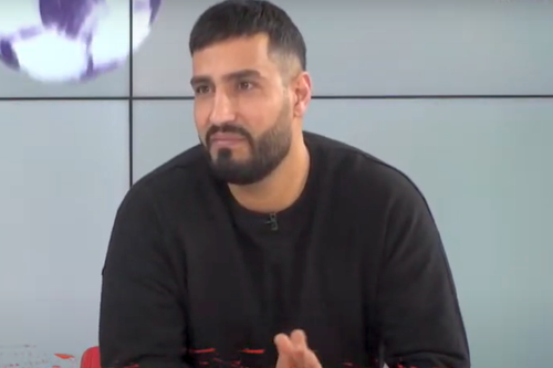 Alireza Mousavi, 30 de ani, handbalistul lui Dinamo, a fost invitat în această dimineață la GSP Live și a povestit amănunte neștiute despre copilăria sa petrecută în Iran.