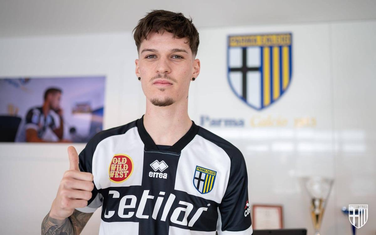 Dennis Man la Parma / FOTO: La Repubblica & Parma Facebook oficial