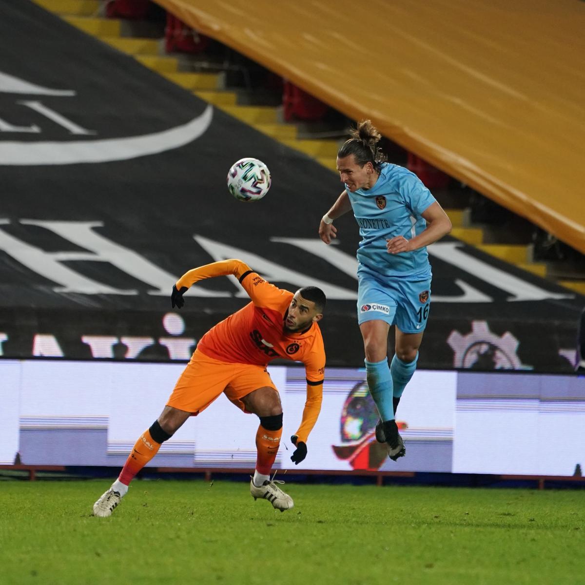 FOTO+VIDEO. Alex Maxim, gol în minutul 90+8 al meciului dintre Gaziantep și Galatasaray » Cât s-a terminat partida