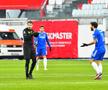 Meciul Sepsi - FCU Craiova a fost întrerupt în minutul 26, din cauza scandărilor xenofobe ale spectatorilor. Orlando Nicoară, directorul eAD, firma care deține drepturile TV în Liga 1, a comentat cazul de la Sf. Gheorghe.