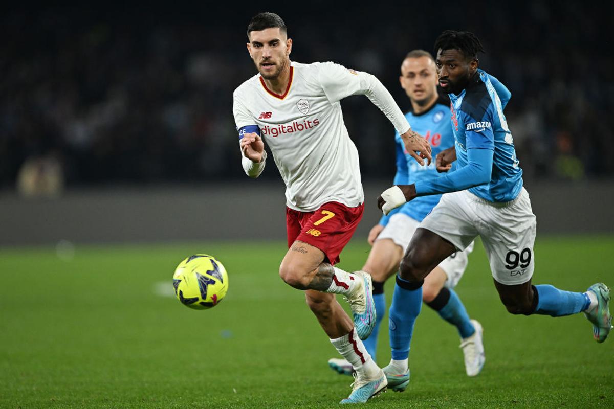 Napoli decolează spre primul titlu după 33 de ani » Mourinho, înfrânt pe terenul liderului