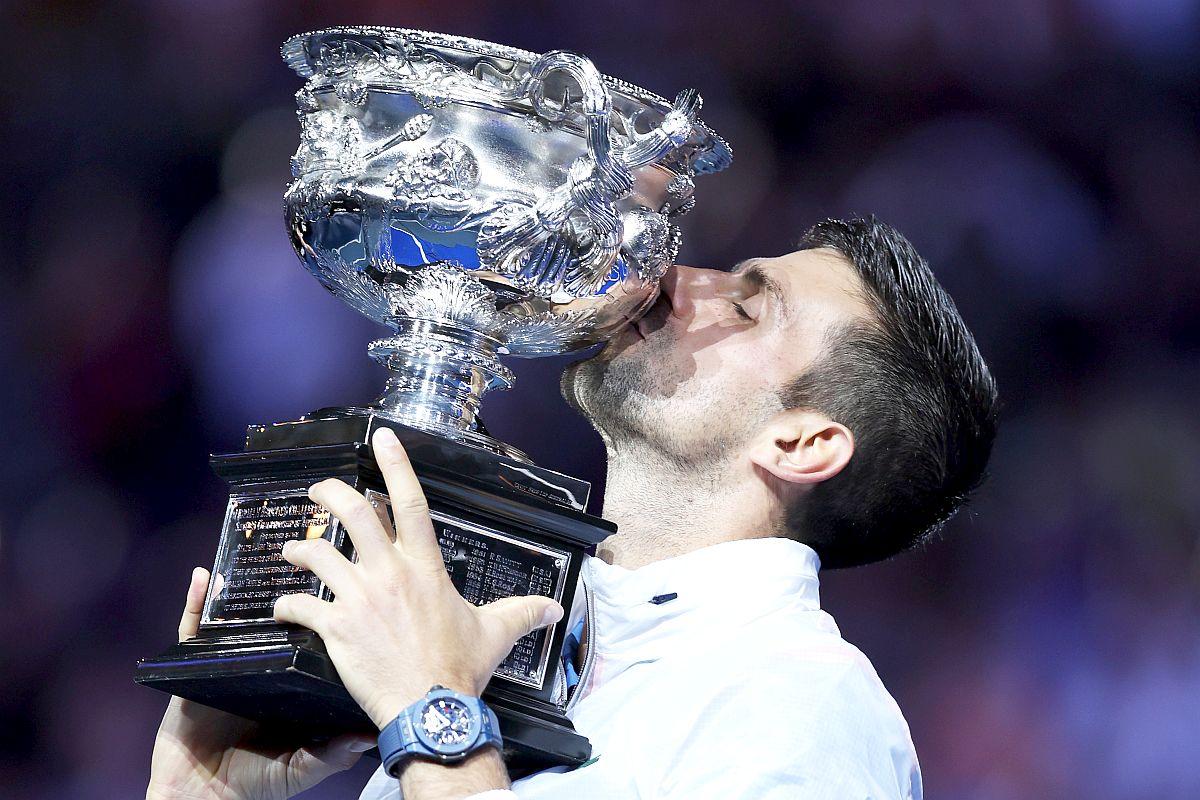 Stefanos Tsitsipas - Novak Djokovic 3-6, 6-7, 6-7 » Imbatabil! Djokovic câștigă Australian Open pentru a zecea oară și ajunge la Slam-ul cu numărul 22