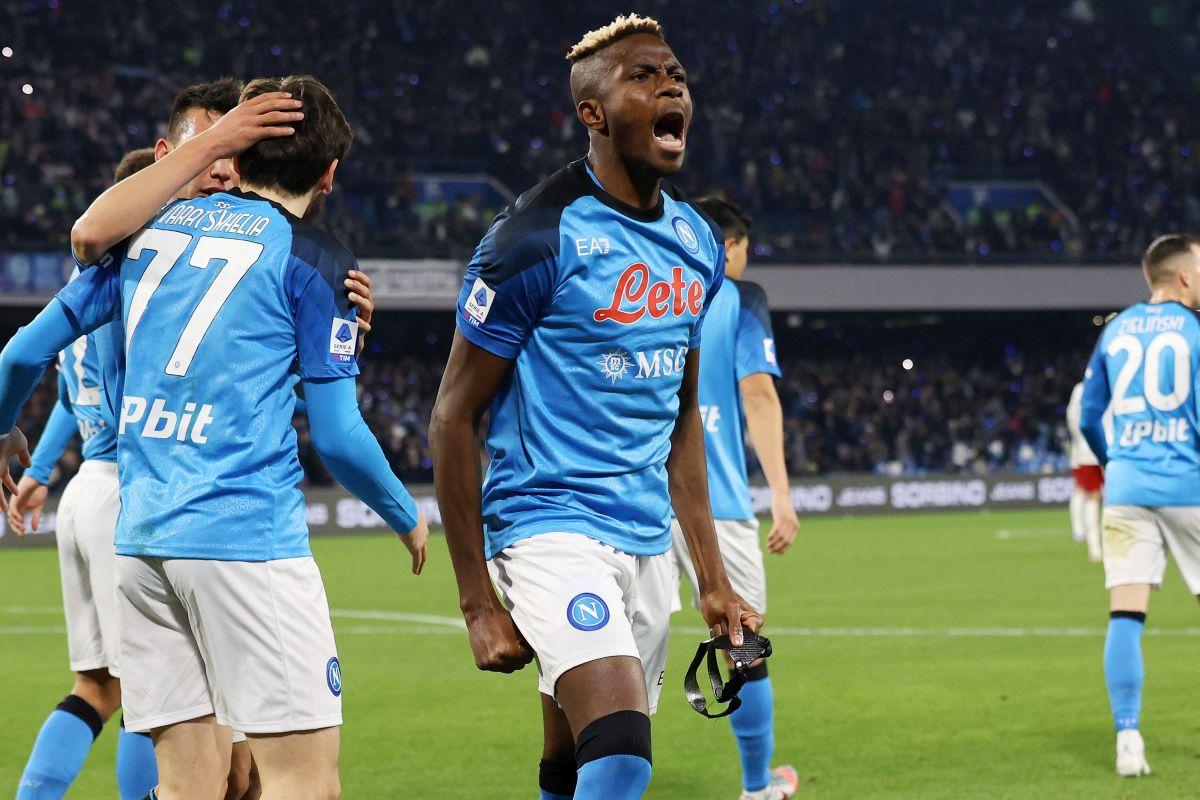 Napoli decolează spre primul titlu după 33 de ani » Mourinho, înfrânt pe terenul liderului