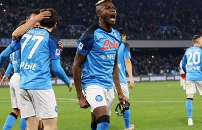 Napoli decolează spre primul titlu după 33 de ani » Mourinho, înfrânt pe terenul liderului