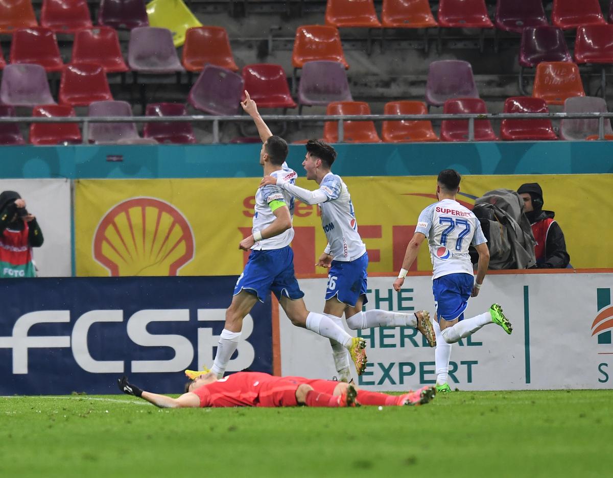 Gheorghe Hagi, bucurie la Farul - FCSB 3-2, foto: Raed Krishan/GSP