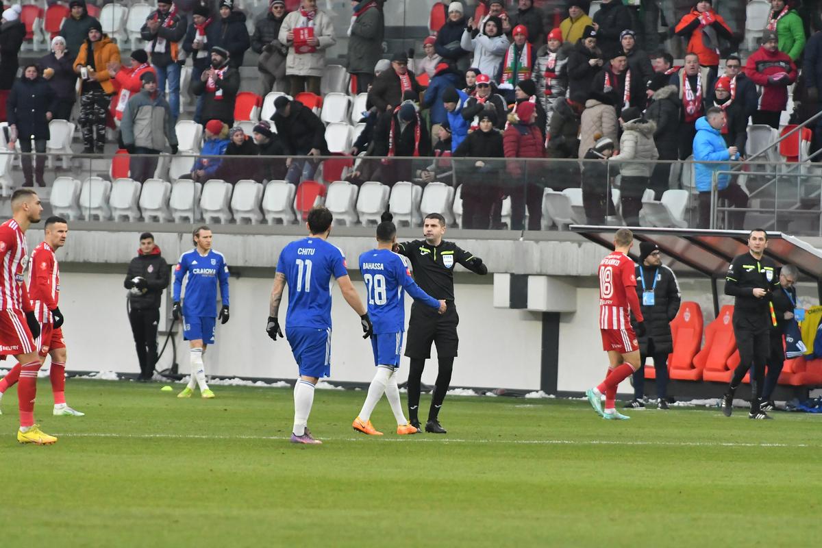 Ce prevede regulamentul, după ce Sepsi - FCU Craiova a fost oprit definitiv » Marius Avram explică: „Astea sunt instrucțiunile FIFA”