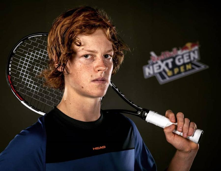 Jannik Sinner în 2018 Foto: Instagram Episoade inedite ale ascensiunii lui Jannik Sinner, campionul de la Australian Open: „M-am simțit dezamăgit, să pierd în fața unui copil... Dar toată lumea spunea că este ceva deosebit”