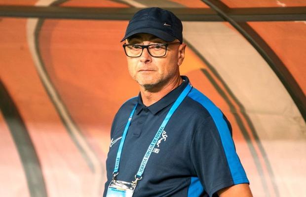 Trei jucători, fiecare cu peste 200 de meciuri la Liga 1, puși pe liber de un club din Superligă!