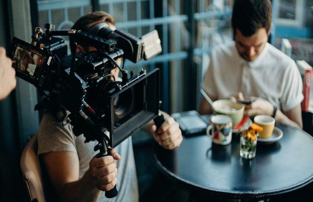 Top 5 strategii de marketing pe care le poți implementa alături de o casă de producție video